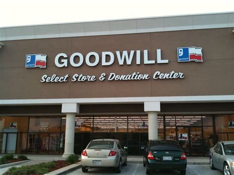 See reviews, photos, directions, phone numbers and more for Goodwill locations in Shenandoah, TX. . Goodwill conroe tx
